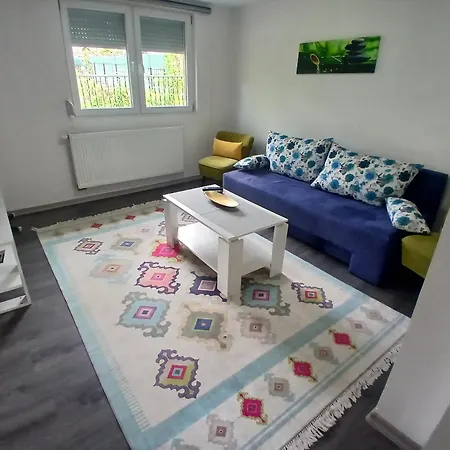 Apartamento Mahala One